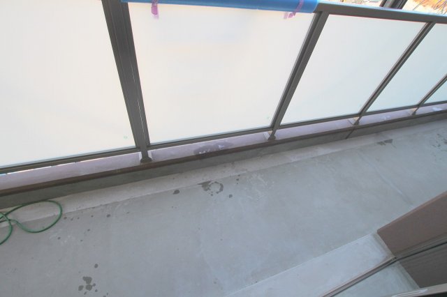 バルコニー　陽当たり良好なバルコニーです