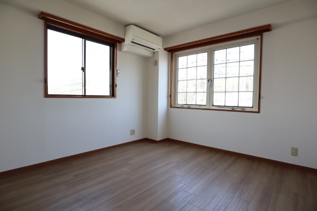 居室・リビング　※他号室参考写真