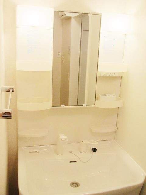 洗面設備　★洗面台完備★