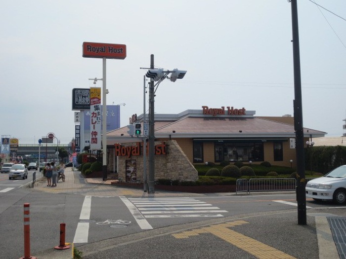 飲食店　ロイヤルホスト泉佐野店（飲食店）まで450m