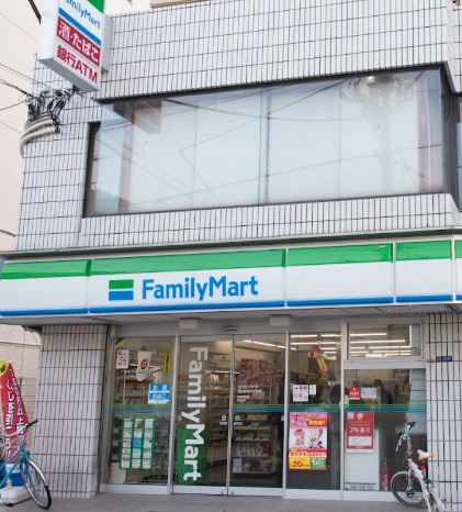 コンビニ　ファミリーマート北区豊島八丁目店（コンビニ）まで178m