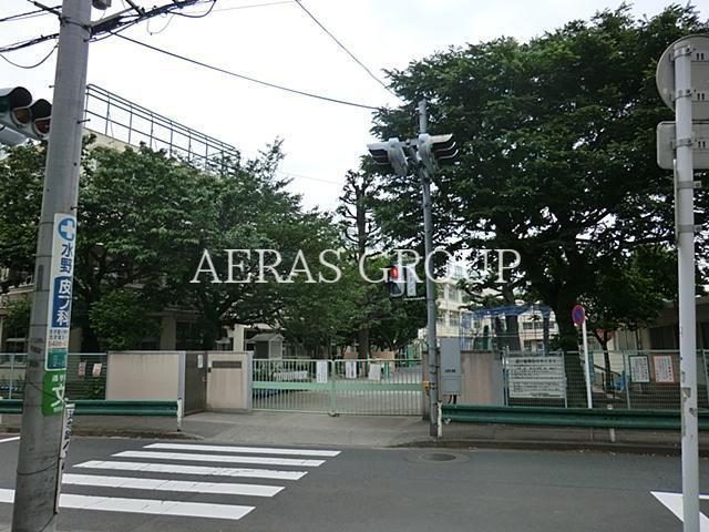 小学校　世田谷区立多聞小学校（小学校）まで424m