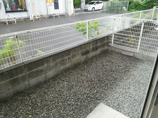 バルコニー　テラス