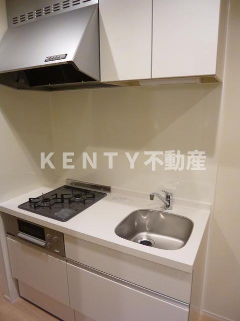 キッチン　コンパクトなキッチンで掃除もラクラク