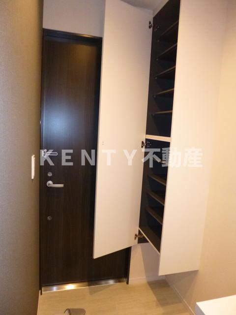 玄関　ゆったりとした玄関です