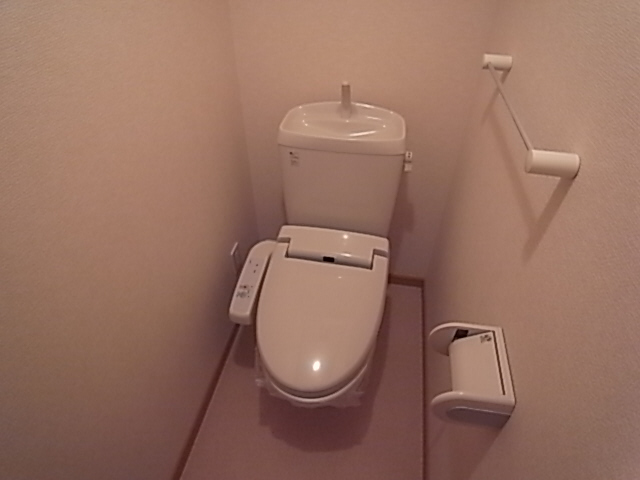 トイレ　ウォッシュレット付