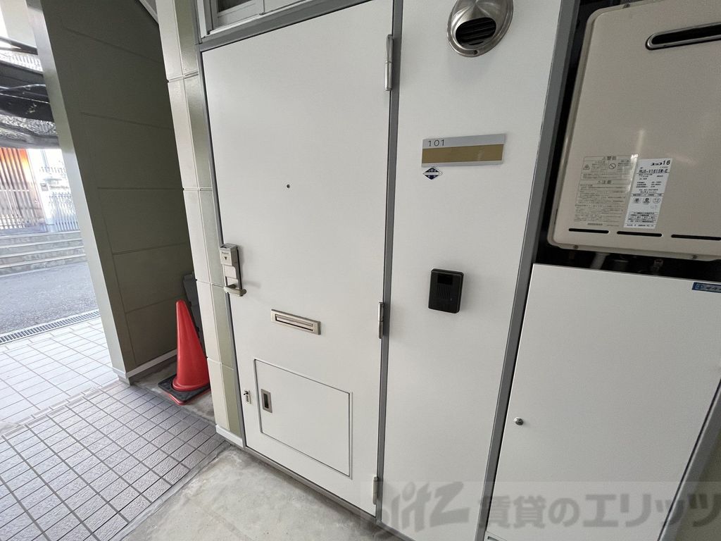 エントランス　設備