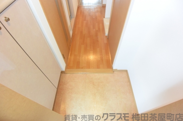 玄関　玄関　レジディア天神橋