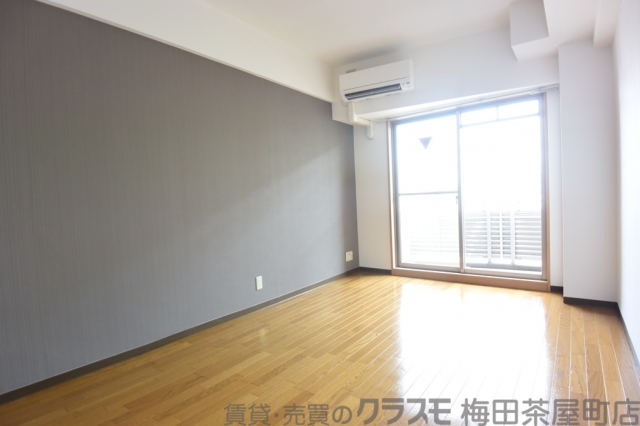 居室・リビング　居間・リビング　レジディア天神橋