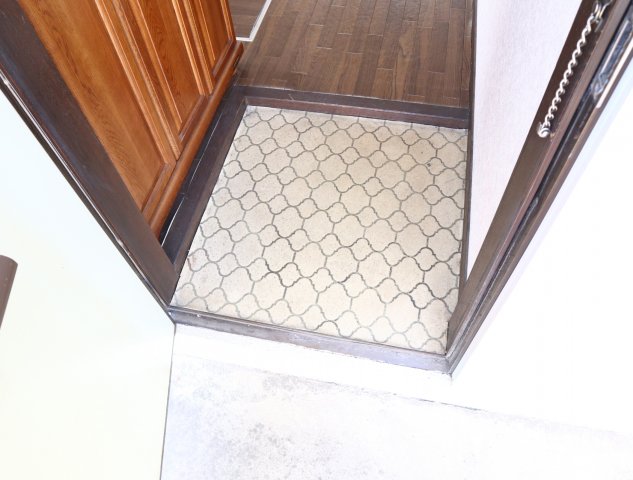 玄関　ゆったりとした玄関です