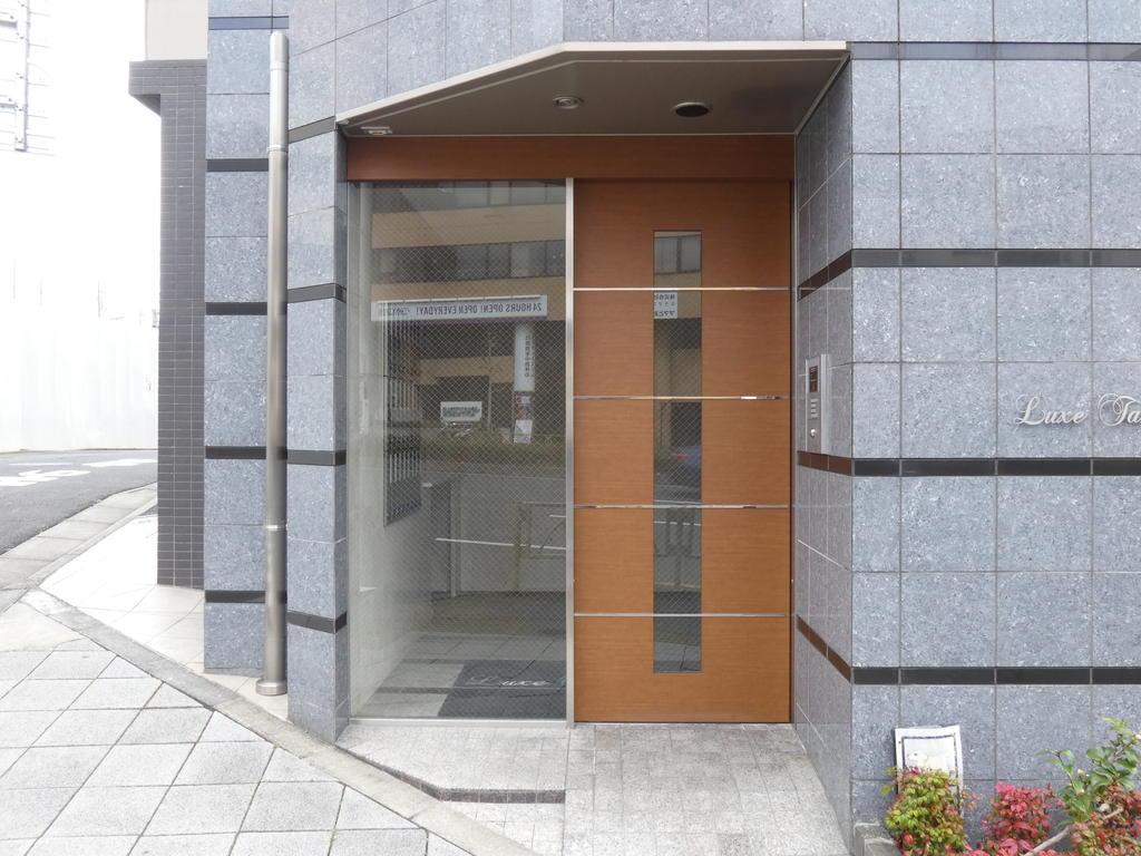 エントランス　エントランス