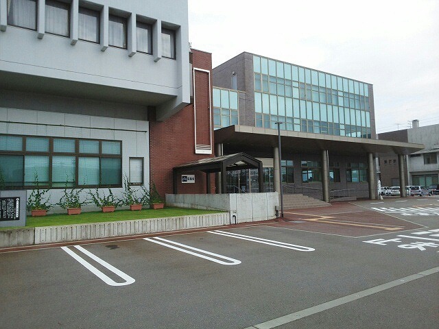 役所　かほく市役所（役所）まで1000m