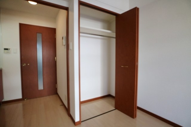 収納　※別号室の参考写真です。