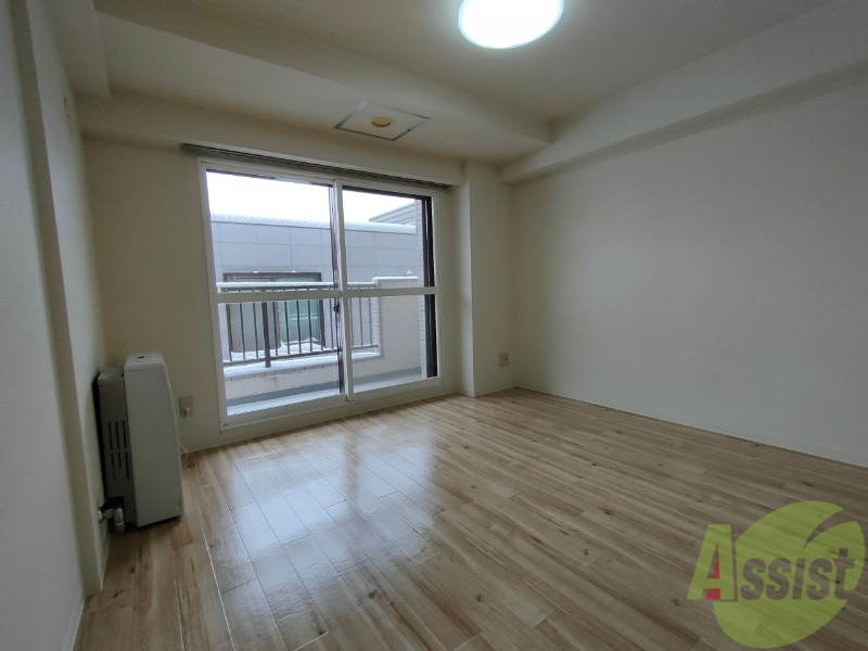 その他部屋・スペース　洋室です。窓が大きくて明るいですね！