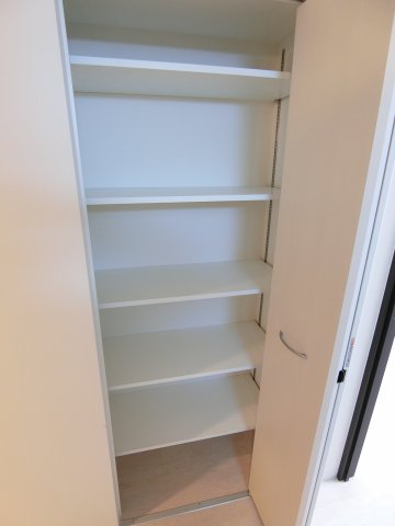 収納　詳細は、RISUMO江坂本店→06-6155-7137まで♪