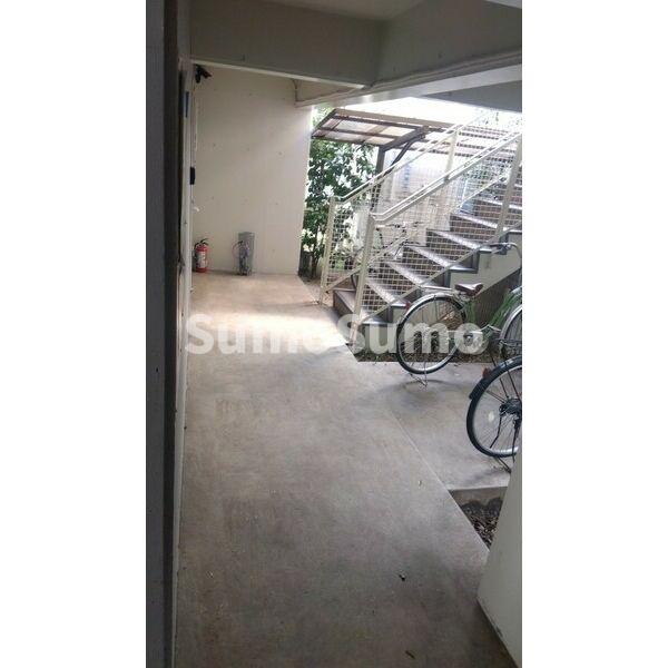 ロビー　落ち着いたロビーです