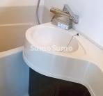 洗面設備　ゆったりとスペースのある洗面所