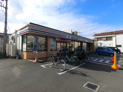 コンビニ　セブンイレブン　岸和田荒木町店（コンビニ）まで447m