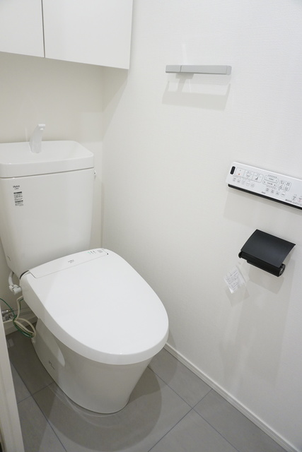 トイレ　洗浄・暖房便座付です！毎日清潔・快適に暮らせますね☆