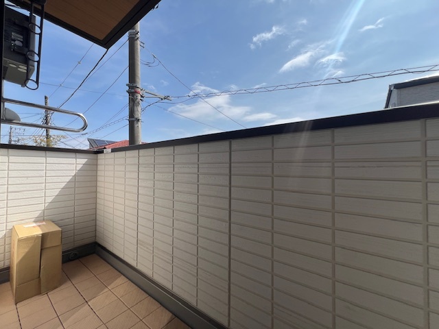 バルコニー　同施工新築参考画像