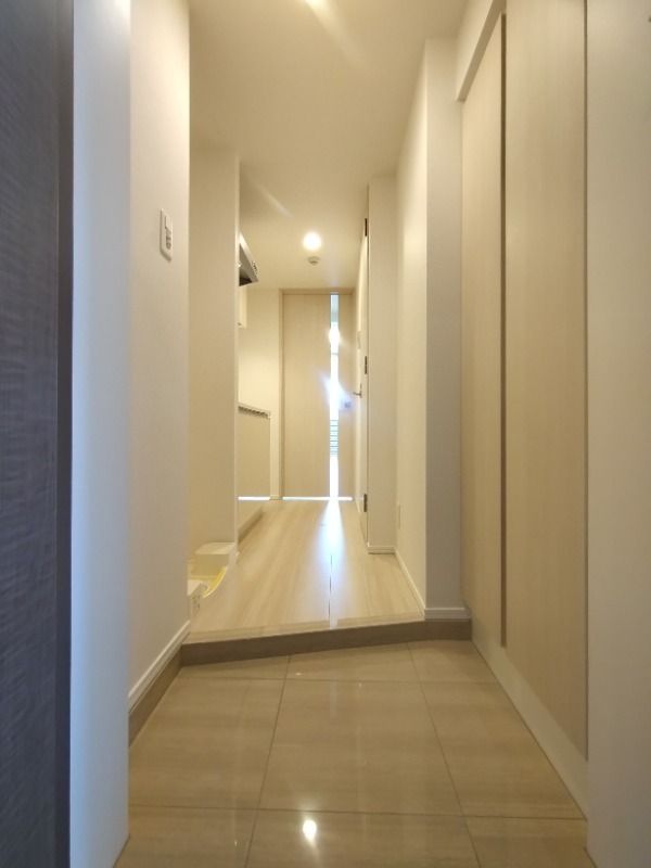 玄関　（別タイプ参考写真）メイクスデザイン板橋本町II　板橋区双葉町