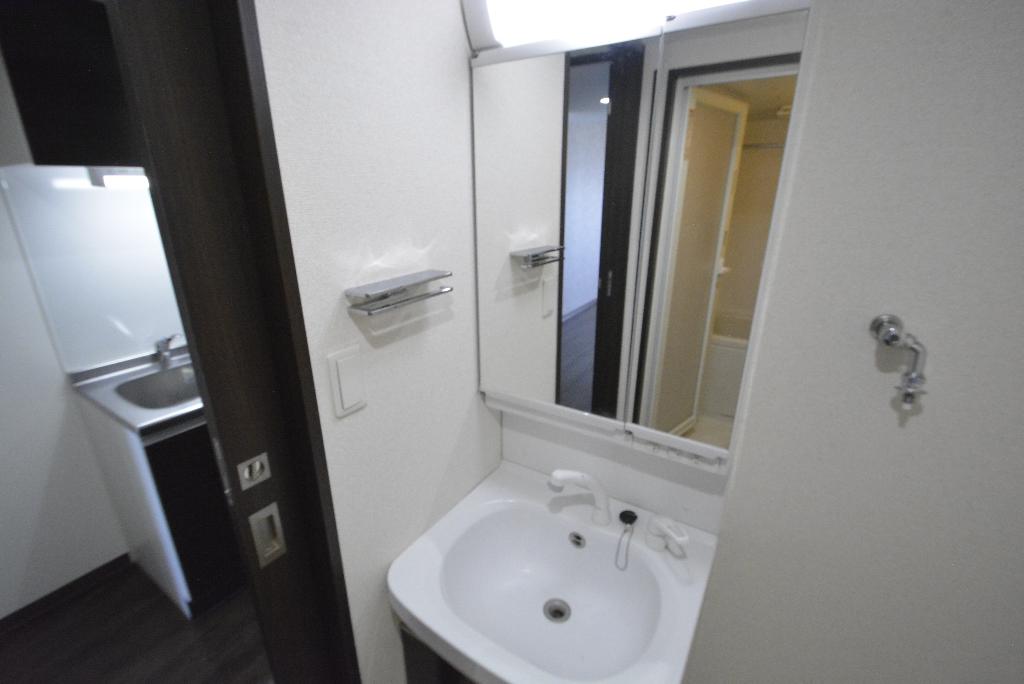 洗面設備　洗髪洗面化粧台