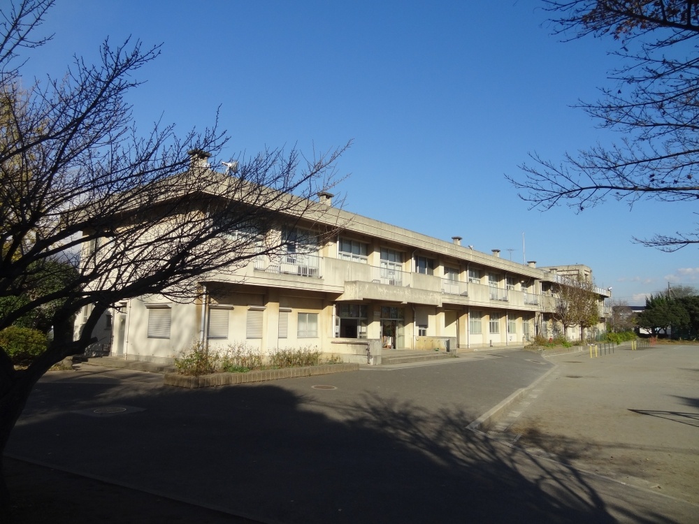 小学校　千葉市立 都賀小学校（小学校）まで290m