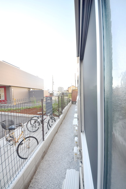 バルコニー　～今日は干すぞっ～