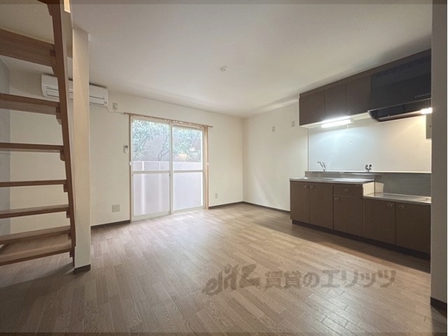 居室・リビング　リビング