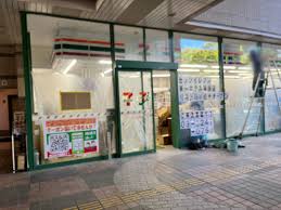 コンビニ　セブンイレブン第一ホテル両国店（コンビニ）まで123m