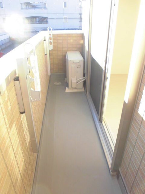 バルコニー　バルコニー