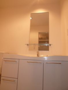 洗面設備　※別部屋の参考写真です。