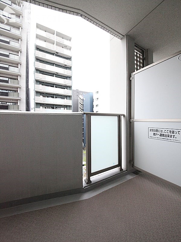 バルコニー　バルコニー