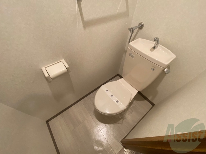 トイレ　トイレです。ウォシュレット付を探している方、おすすめです。