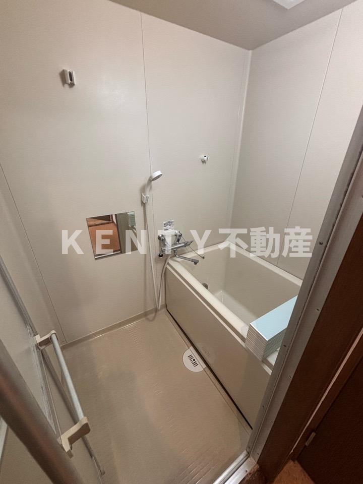 バス・シャワールーム　日々の疲れを癒すお風呂付です