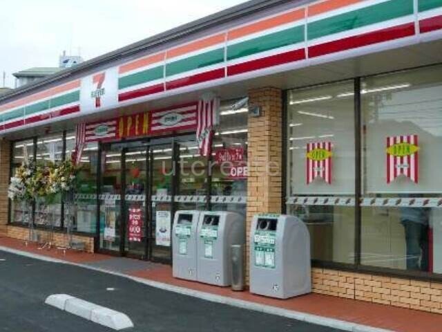 コンビニ　セブンイレブン大阪大淀南1丁目店（コンビニ）まで50m
