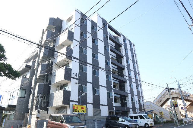 建物外観　落ち着いた雰囲気の外観です