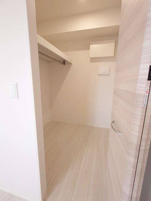 収納　ウォークインクローゼット