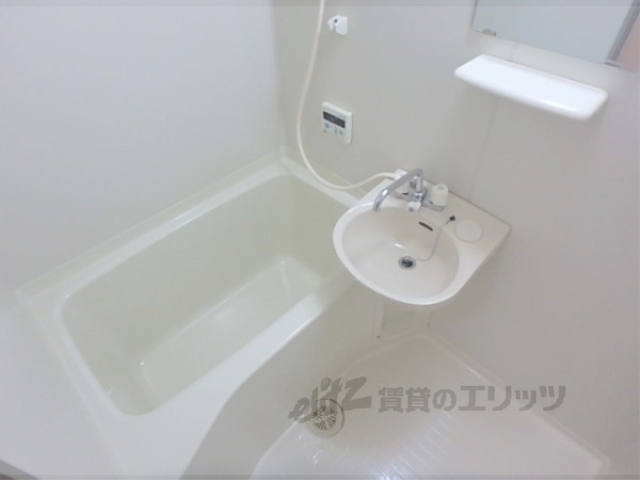 バス・シャワールーム　バス