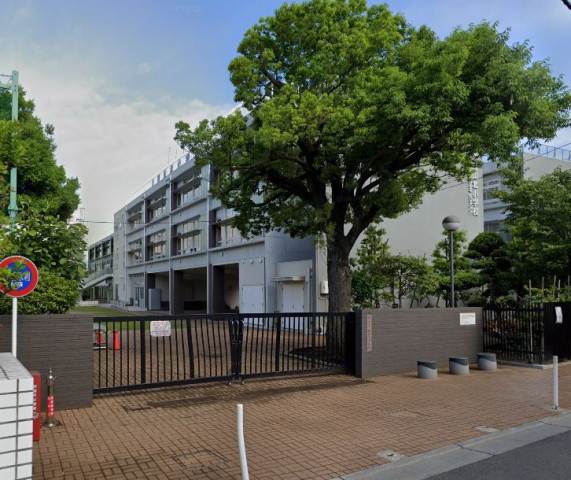 小学校　烏山北小学校（小学校）まで1080m