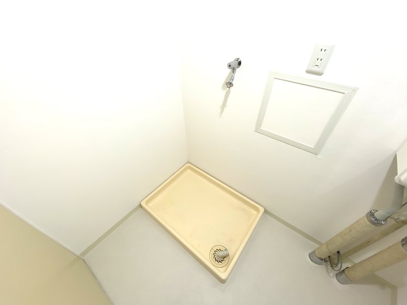 その他　洗濯機置き場、給湯器室