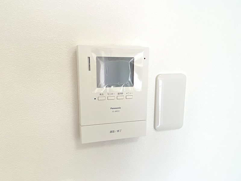 セキュリティ　来訪者の確認ができ安心のモニター付インターホン設置