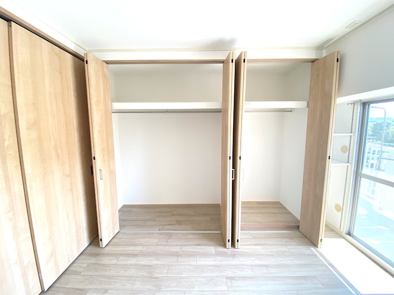 収納　洋室6帖　クローゼット、棚