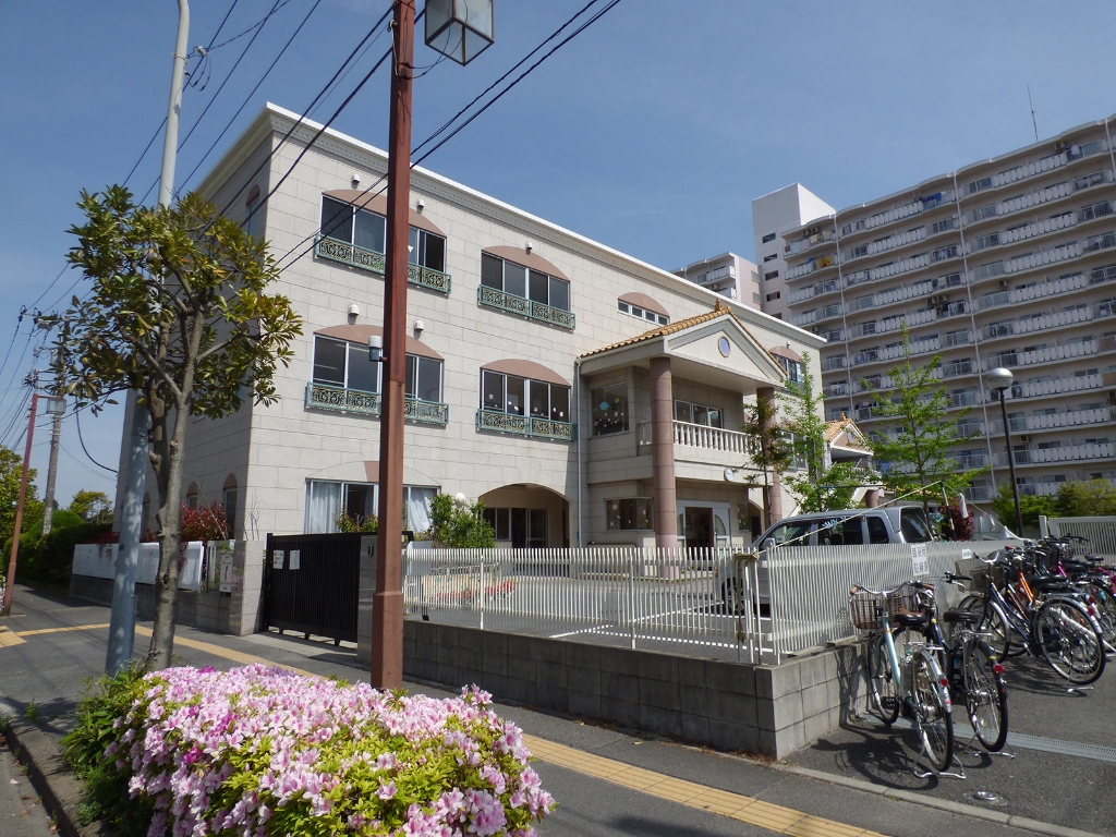 幼稚園・保育園　浦安幼稚園（幼稚園・保育園）まで263m