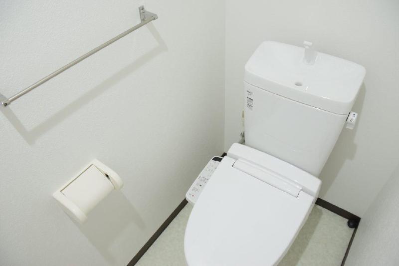 トイレ　トイレ