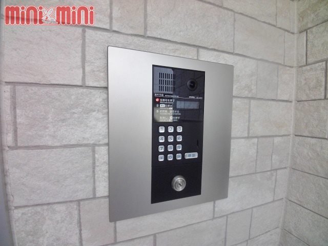 その他共有部分　ＴＶモニターホン付のオートロック完備