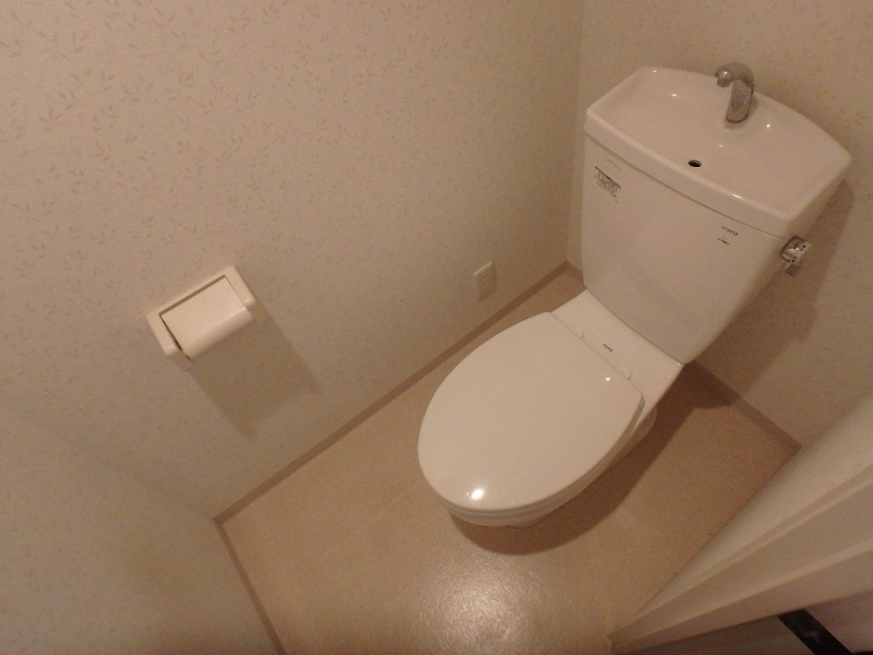 トイレ　温水洗浄便座導入予定