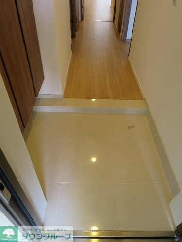 玄関　参考写真