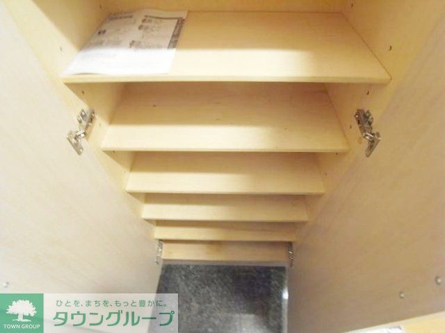 収納　靴入