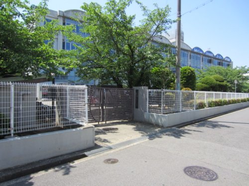 高校・高専　大阪府立佐野工科高校（高校・高専）まで402m